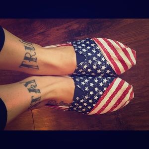 Toms American Flag Slip Ons